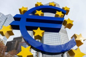 ECB Preview : No Rush Before Summer Hikes