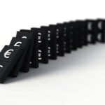 Gold Falls Nearly 3.0% Over the Week Amid Geopolitical Pressure